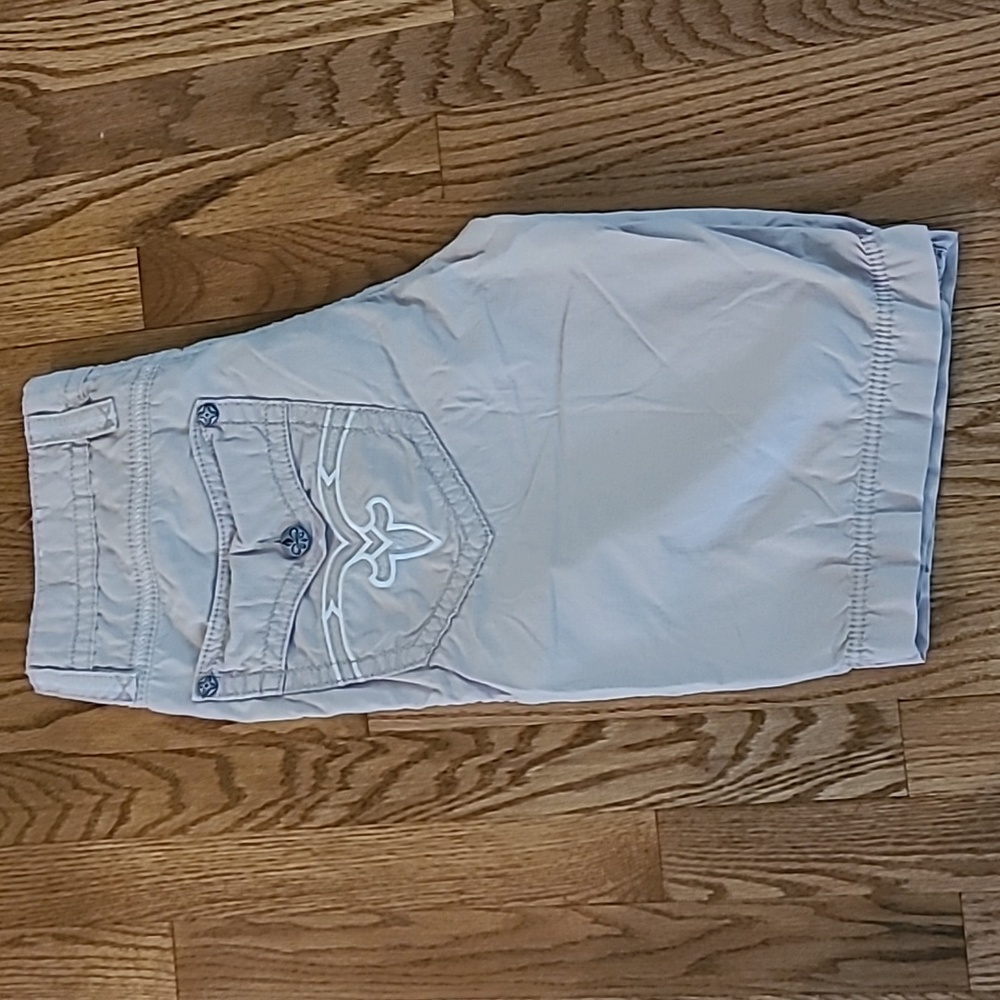 Men's Rock Revival shorts 34W 23L